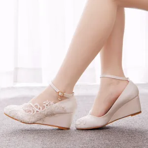 Elegant white lace flower ankle strap wedding shoes bride party dance pumps 5cm