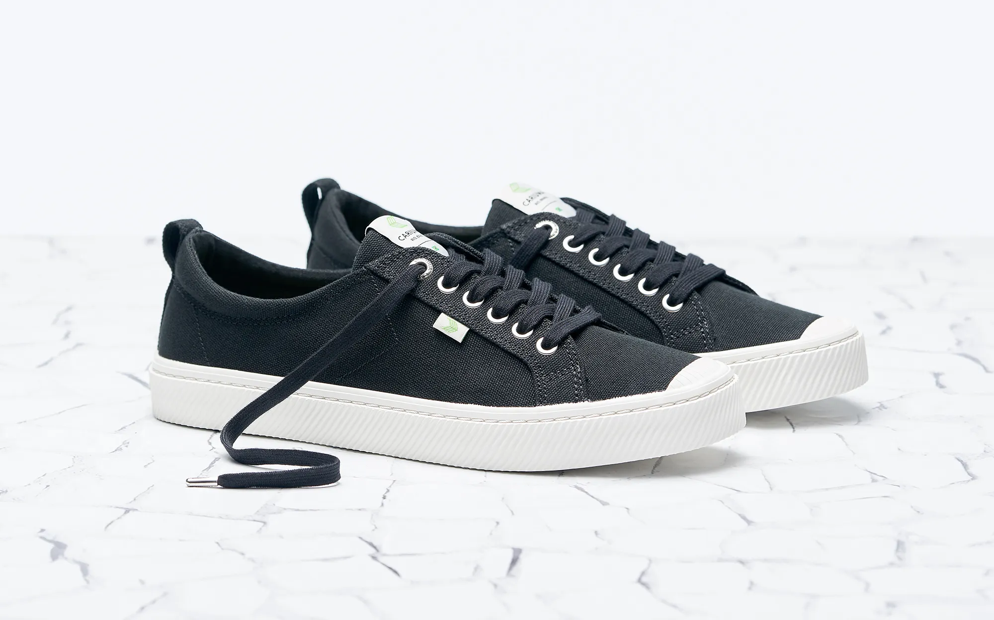 OCA Low Black Canvas Sneaker Men